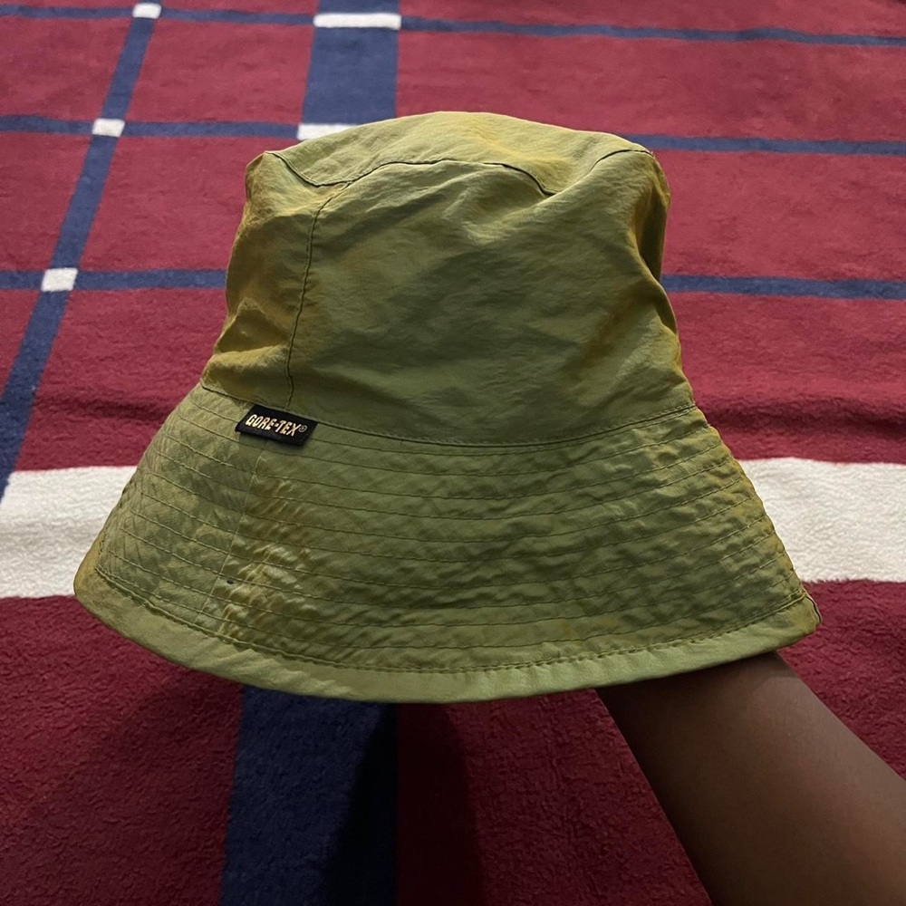 San Francisco GORE-TEX Lined iridescent green Bucket Hat Drawstring Medium